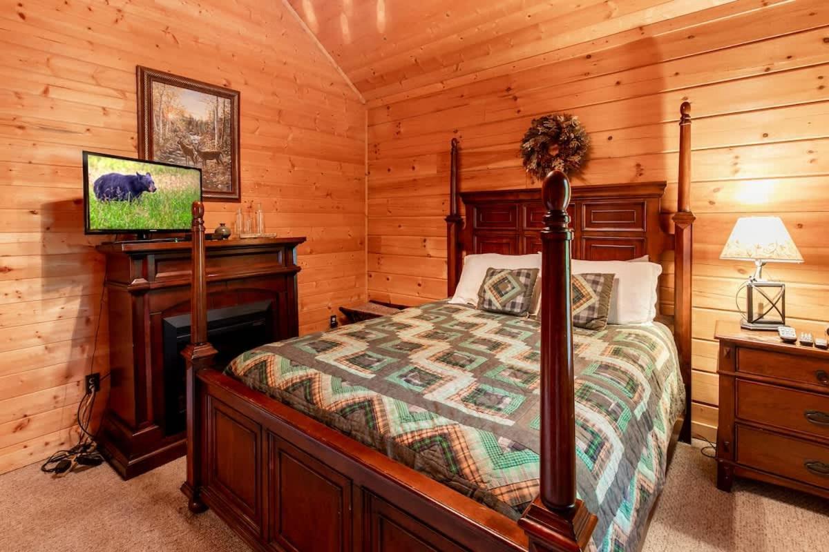 Nice View Fireplace, Hot Tub, Porch Bed, Private Sevierville Ngoại thất bức ảnh