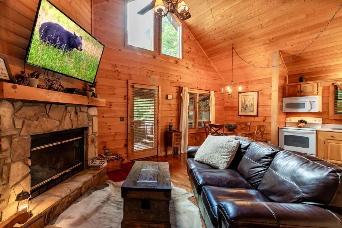 Nice View Fireplace, Hot Tub, Porch Bed, Private Sevierville Ngoại thất bức ảnh