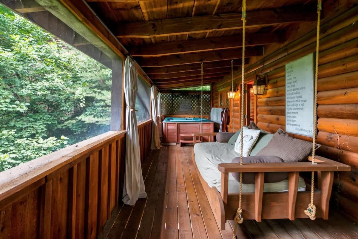 Nice View Fireplace, Hot Tub, Porch Bed, Private Sevierville Ngoại thất bức ảnh